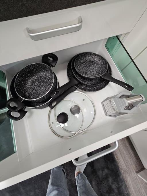 Affordable Suite In Vienna'S Hotpoint Exterior photo